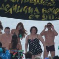 Участниците в „Къртицата” по бански