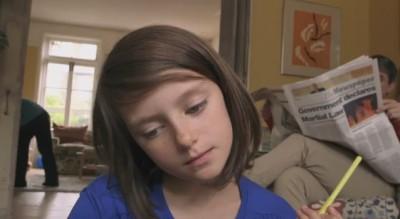 Разтърсващо видео за малко момиче и войната разтърси света!