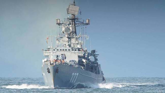 Кораб от Черноморския флот на ВМС на Русия